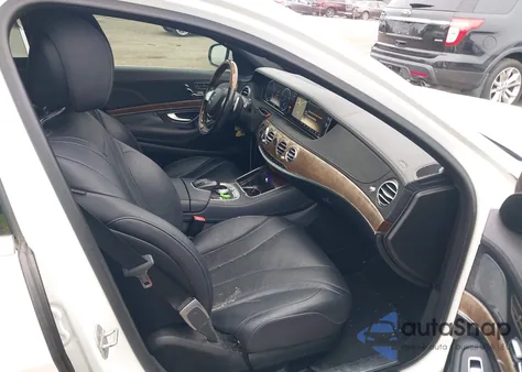 2014 Mercedes-Benz S 550 из США, поврежденный, VIN WDDUG8CB6EA018924